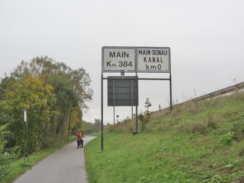 Startpunkt des Main-Donau-Kanals
